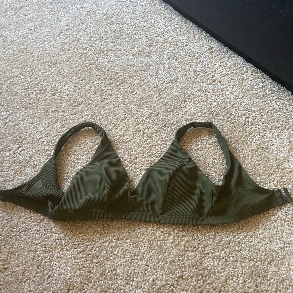 Lululemon bikini top size 4 green